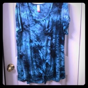 Front tie tie dyed shirt size 3xl (21)!!!